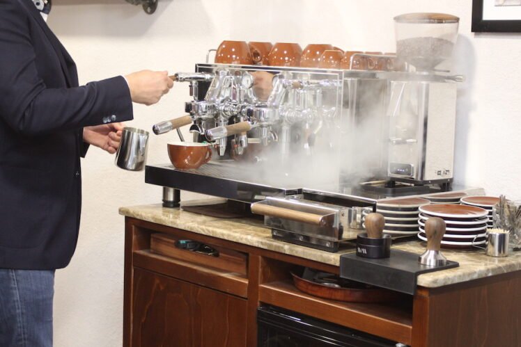 Latte Art bei Salina Coffee Center